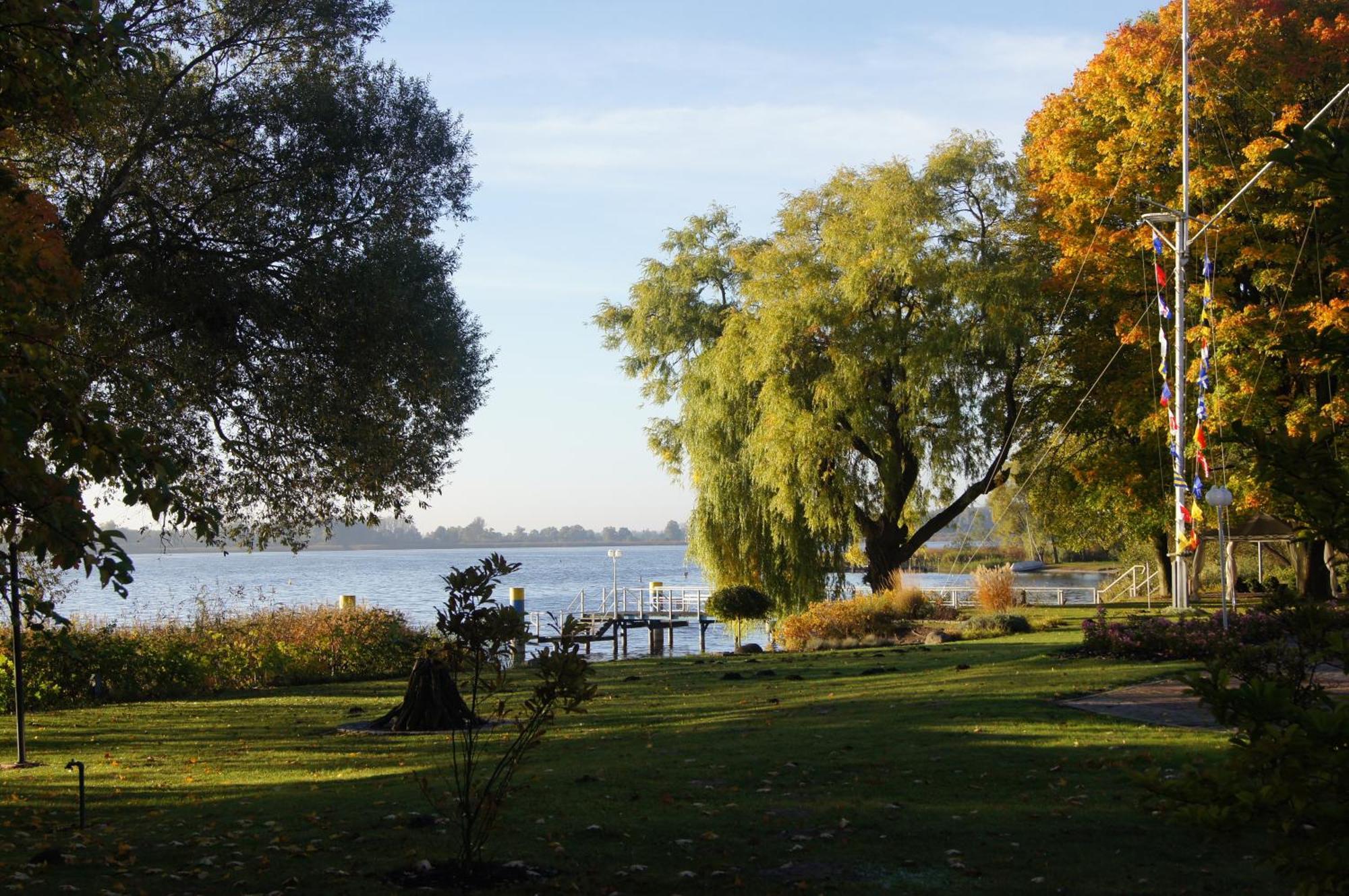 Seehotel Bollmannsruh Paewesin Bagian luar foto
