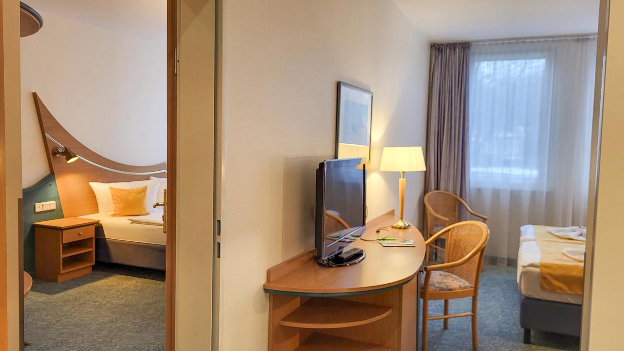Seehotel Bollmannsruh Paewesin Bagian luar foto