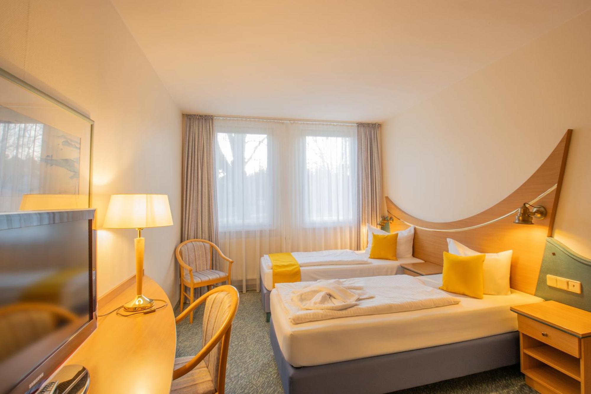 Seehotel Bollmannsruh Paewesin Bagian luar foto