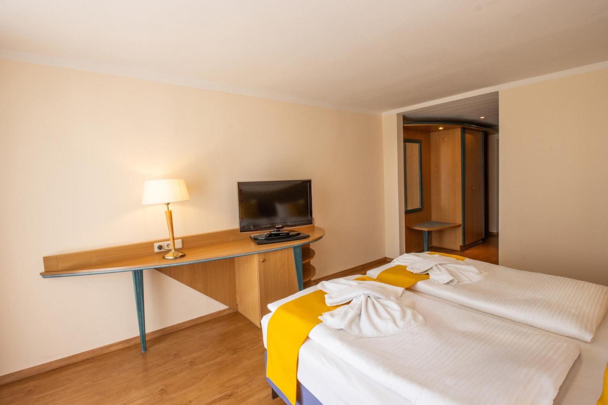 Seehotel Bollmannsruh Paewesin Bagian luar foto